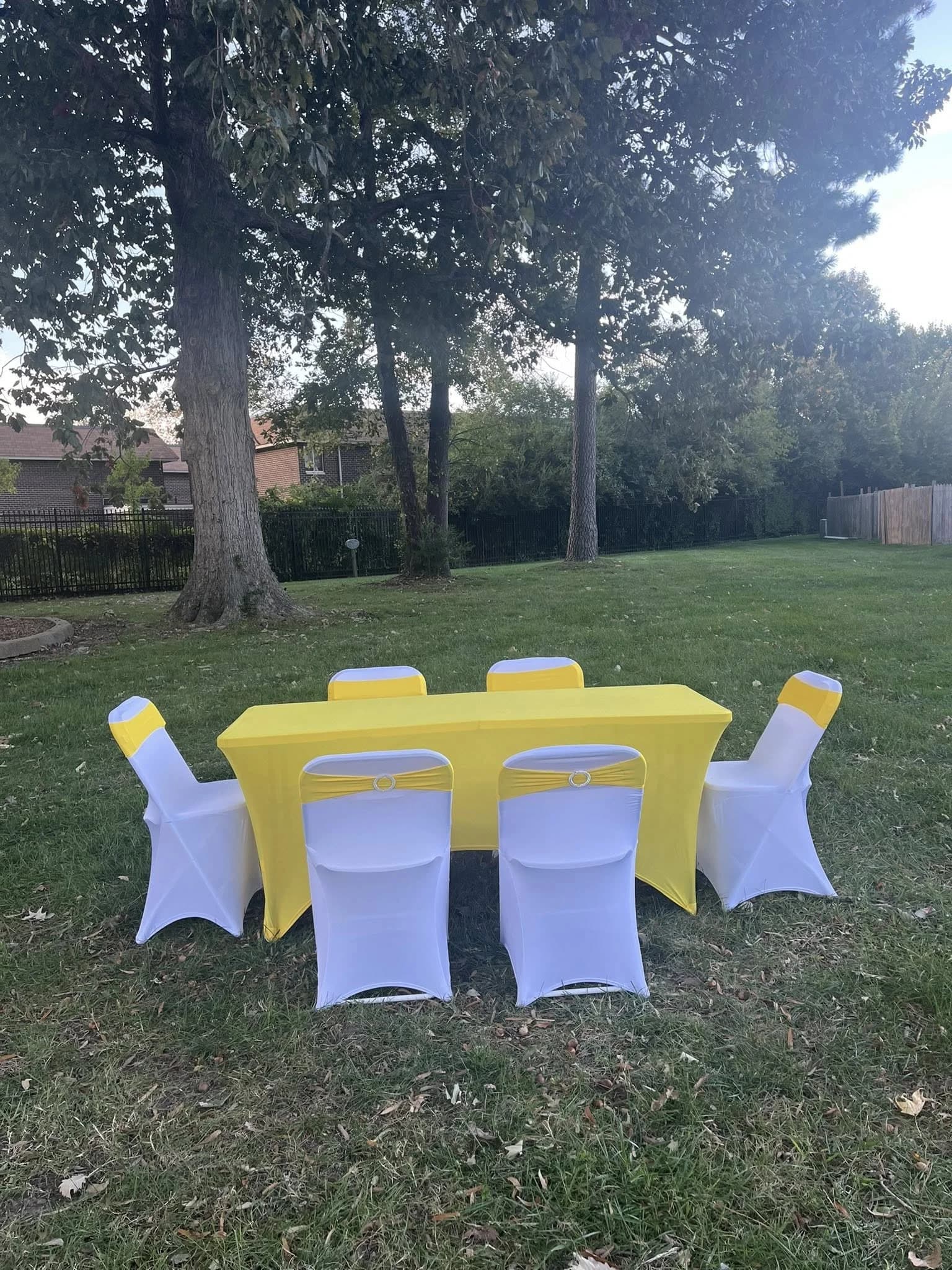 Montaje Amarillo en Exteriores